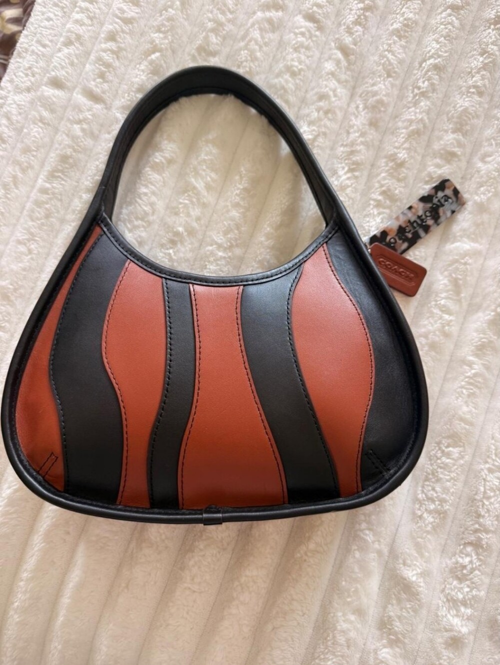 ๐ค๐งก Coachtopia black and burnt orange wavy striped leather handbag ๐ค๐งก